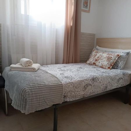 Quaint Ground Floor Apartment With Pool Lb1 Torrevieja Eksteriør billede