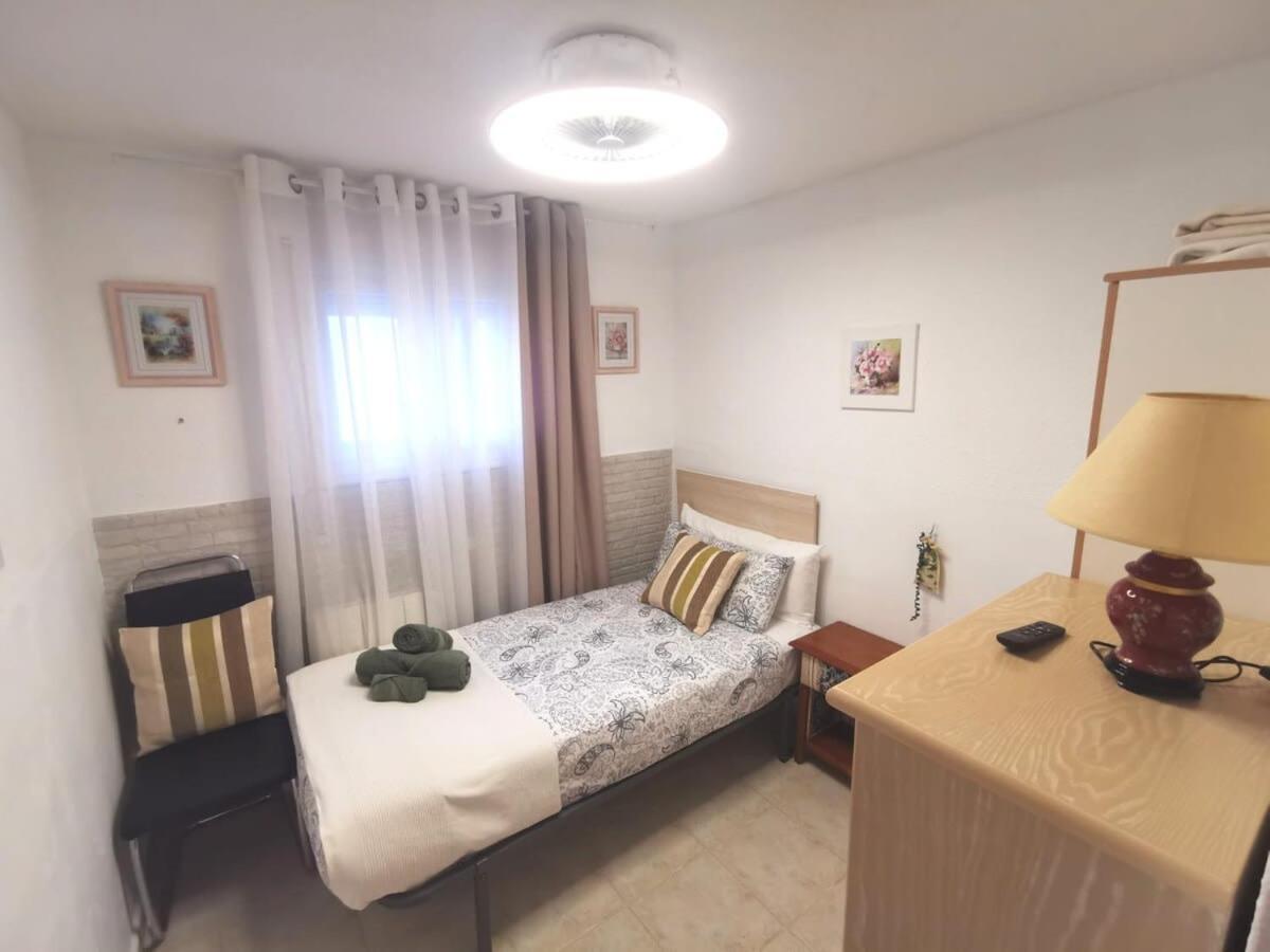 Quaint Ground Floor Apartment With Pool Lb1 Torrevieja Eksteriør billede
